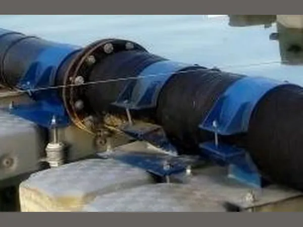 Abrazaderas para tuberías (piping) en FRP