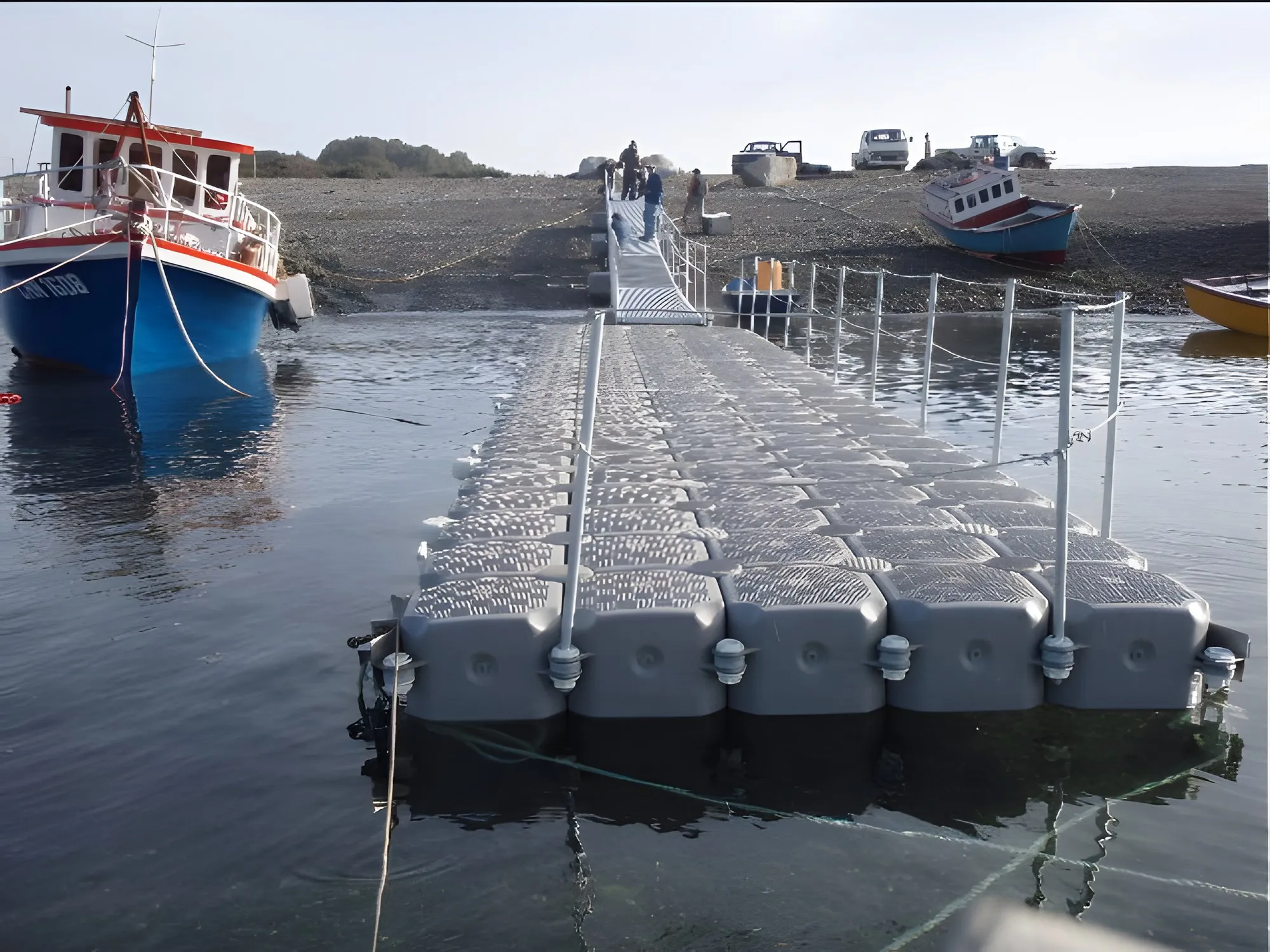 Muelle de servicio para centro de cultivo